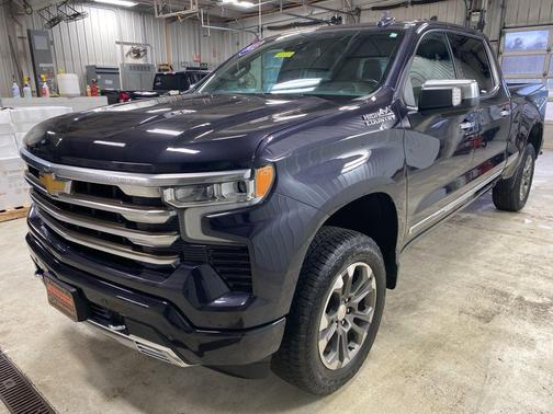 2022 Chevrolet Silverado 1500 High Country