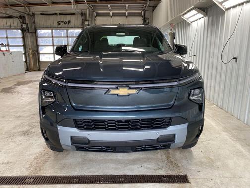 2026 Chevrolet Silverado EV LT