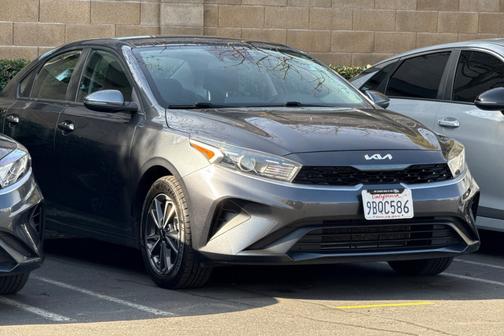 2022 Kia Forte LXS