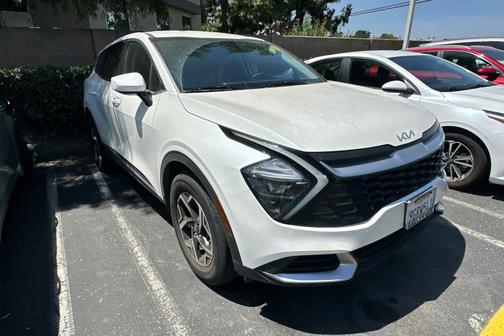 Snow White Pearl 2023 Kia Sportage LX