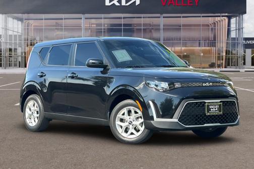2023 Kia Soul LX