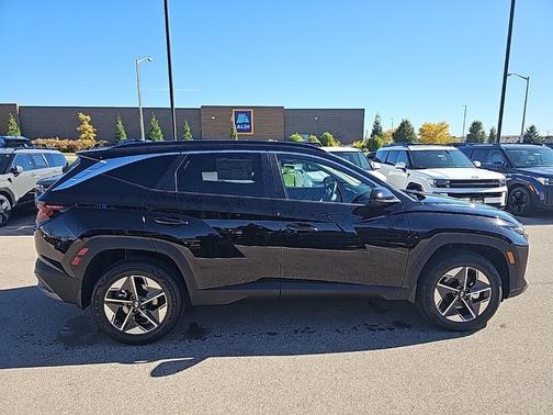 2026 Hyundai TUCSON Hybrid 