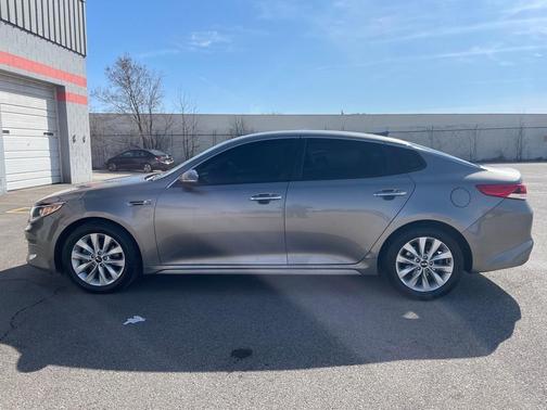 2018 Kia Optima LX