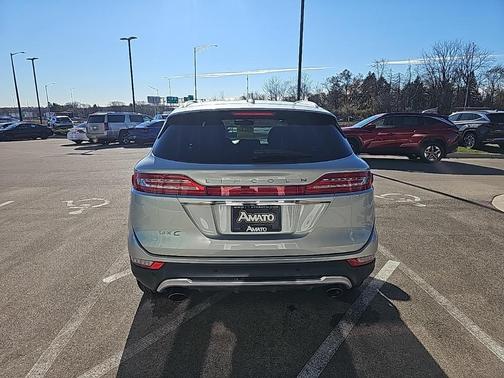 2019 Lincoln MKC Select