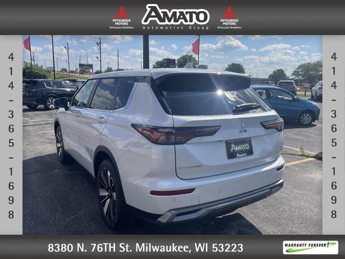 2025 Mitsubishi Outlander SE