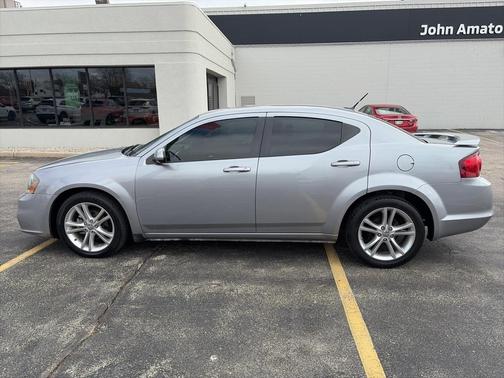 Billet Silver Metallic Clearcoat 2014 Dodge Avenger SXT