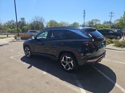 Phantom Black 2022 Hyundai TUCSON SEL