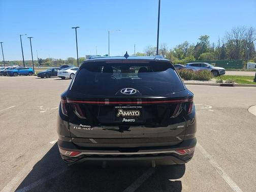 Phantom Black 2022 Hyundai TUCSON SEL