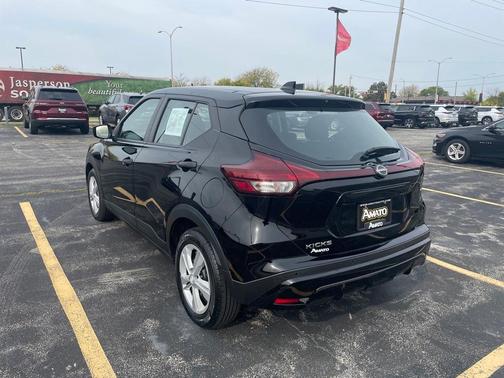 2023 Nissan Kicks S