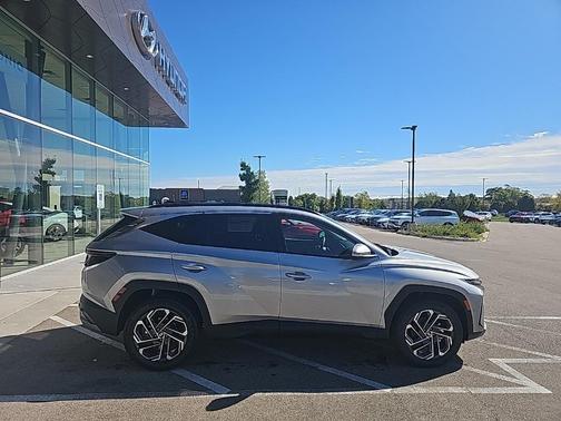 2025 Hyundai TUCSON Hybrid Limited