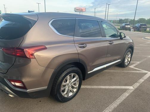 2019 Hyundai SANTA FE 2.4 SE