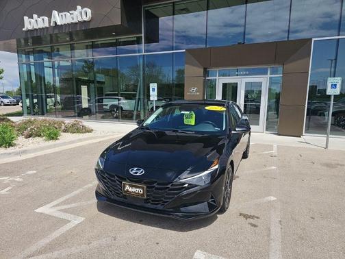 Phantom Black 2021 Hyundai ELANTRA SEL