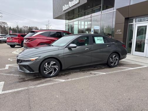 2025 Hyundai ELANTRA SEL Convenience