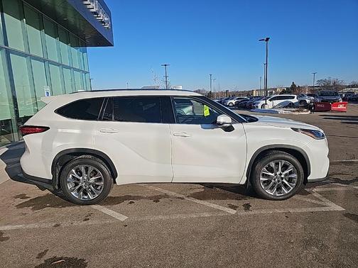 2023 Toyota Highlander Limited