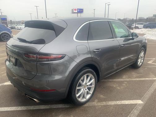 2020 Porsche Cayenne Base