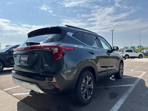 2024 Kia Seltos S