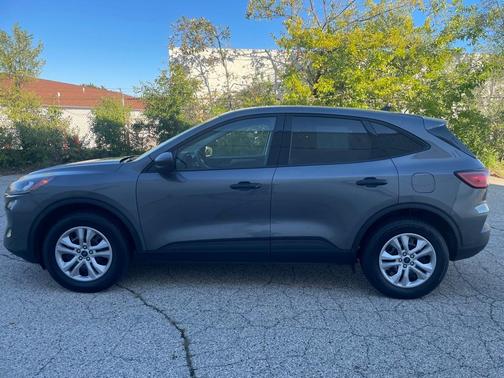 2022 Ford Escape S