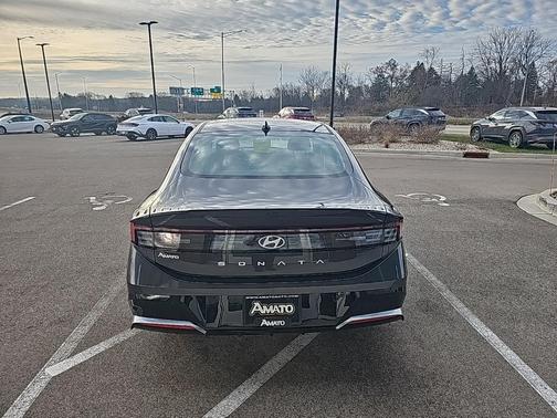 2025 Hyundai SONATA SEL