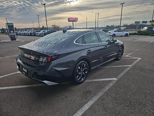 2025 Hyundai SONATA SEL