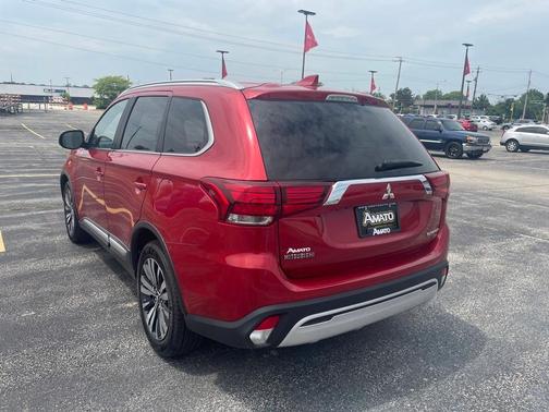 2019 Mitsubishi Outlander SEL
