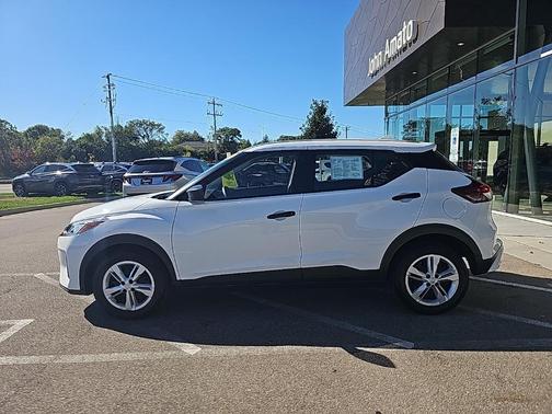 2024 Nissan Kicks S