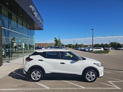 2024 Nissan Kicks S