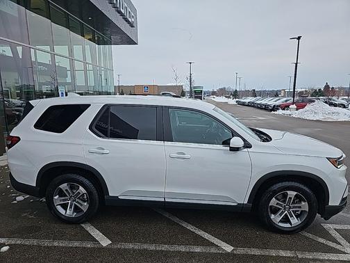 2023 Honda Pilot EX-L 7-Passenger