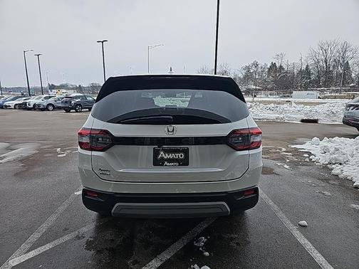 2023 Honda Pilot EX-L 7-Passenger