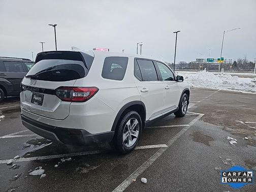 2023 Honda Pilot EX-L 7-Passenger