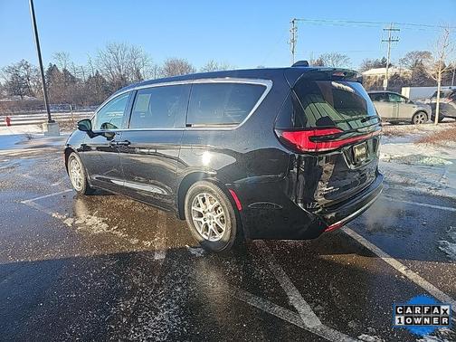 2024 Chrysler Pacifica Touring-L