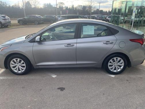 Forge Gray 2021 Hyundai Accent SE