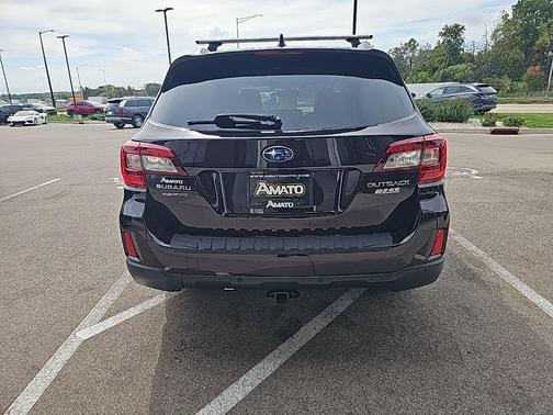 2017 Subaru Outback 2.5i Touring