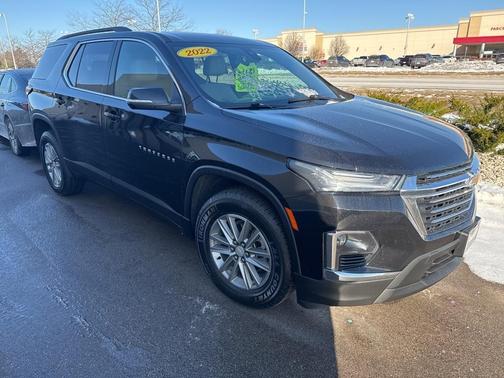 2022 Chevrolet Traverse LT Cloth