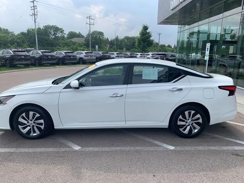2023 Nissan Altima 2.5 S