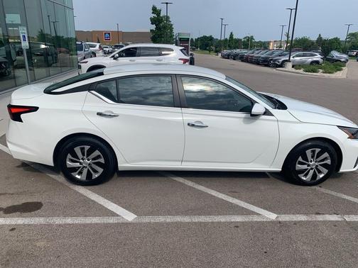 2023 Nissan Altima 2.5 S