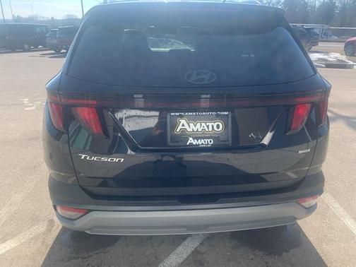 2025 Hyundai TUCSON SEL