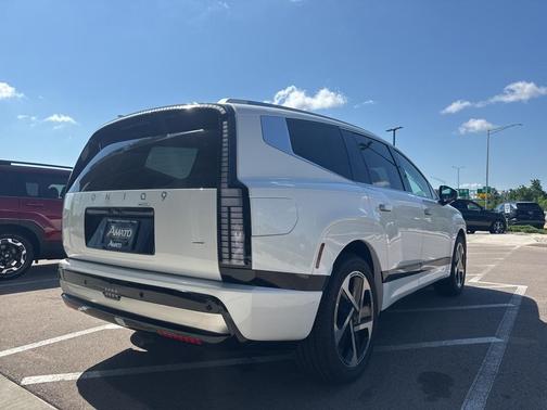 2026 Hyundai IONIQ 9 Performance Calligraphy