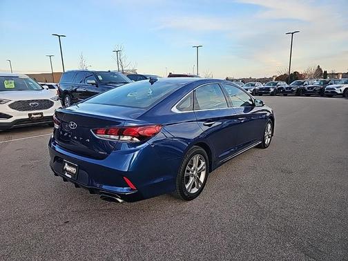 2019 Hyundai SONATA Sport