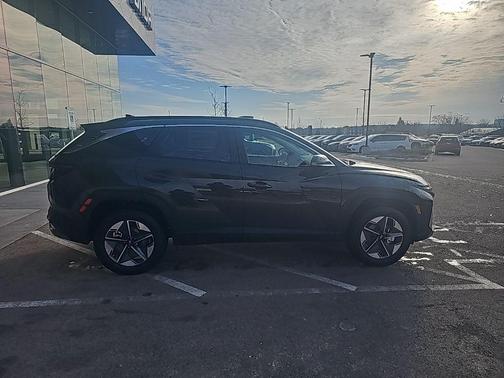 Green 2026 Hyundai TUCSON SEL Premium