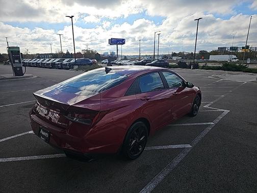 2023 Hyundai ELANTRA HEV Blue