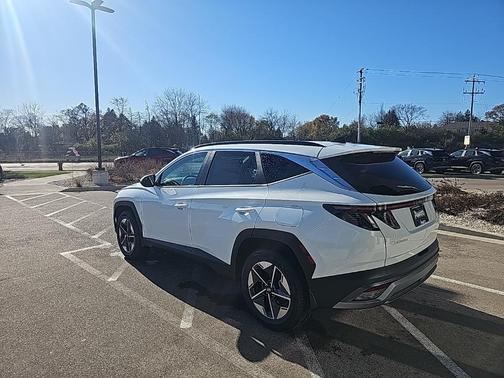 2026 Hyundai TUCSON Hybrid SEL Convenience