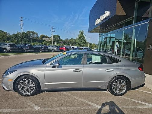 2021 Hyundai SONATA SEL