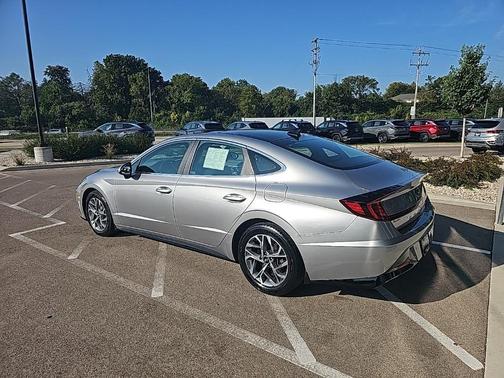 2021 Hyundai SONATA SEL