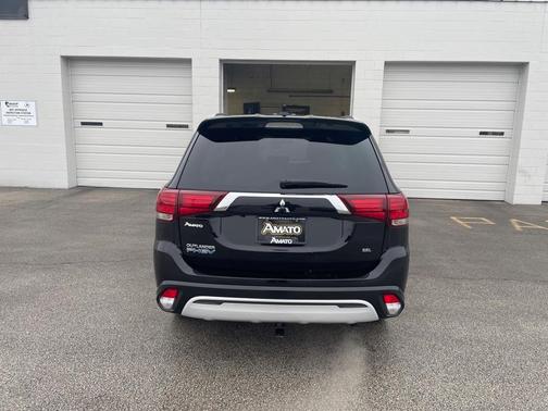 2020 Mitsubishi Outlander PHEV SEL
