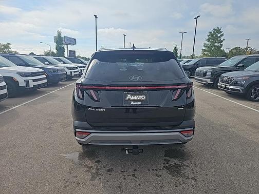 2026 Hyundai TUCSON SEL Premium