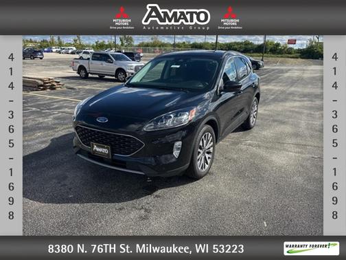 2022 Ford Escape Titanium