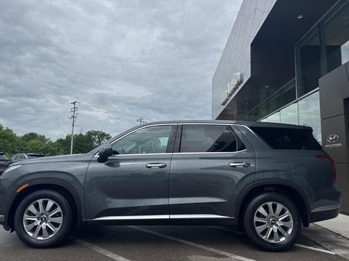2023 Hyundai PALISADE SE