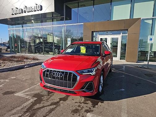 2024 Audi Q3 45 S line Premium