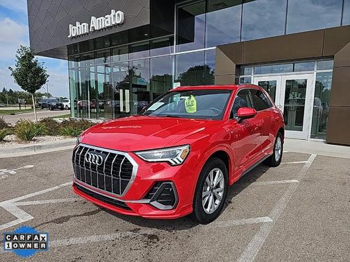 2024 Audi Q3 45 S line Premium