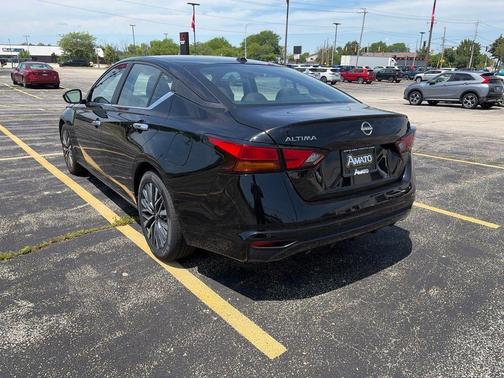 Black 2025 Nissan Altima SV